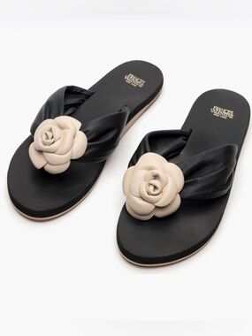 NEW FRances Valentine Magnolia Cloud Flip Flop leather sandals